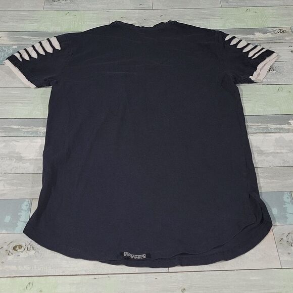 Switch Remarkable Shirt size Medium - Picture 3 of 4